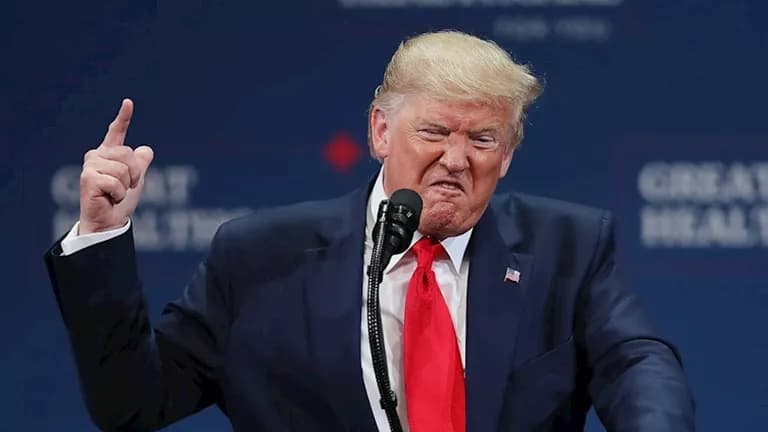 Trump Says US Will Respond to Iranian Attack