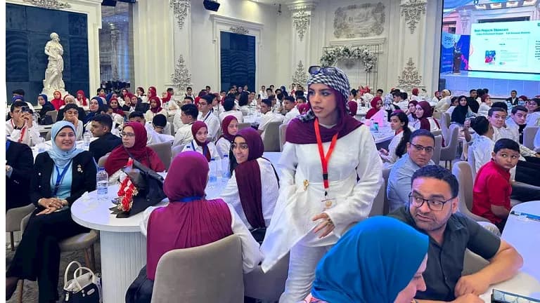 طالبة من الشرقية تتصدر البرمجة والذكاء الاصطناعي