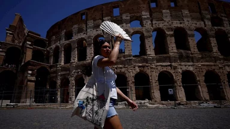 Italy issues red alert in 14 cities amid heatwave