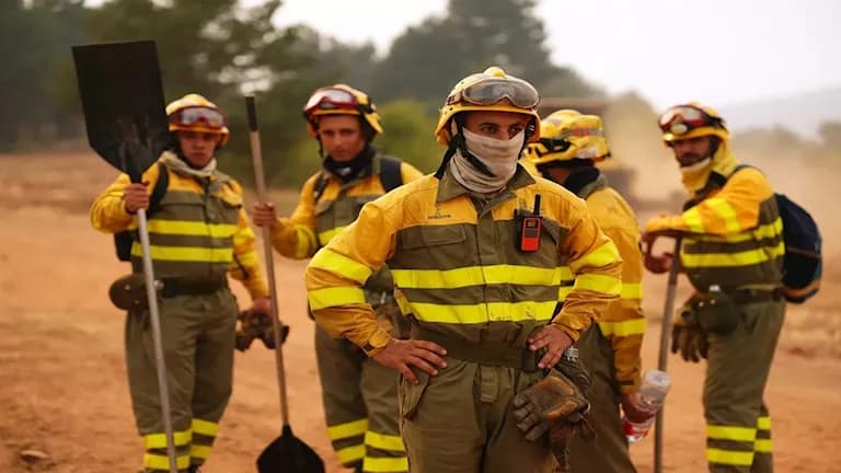 حريق كبير في إسبانيا يدفع لإخلاء 34 قرية