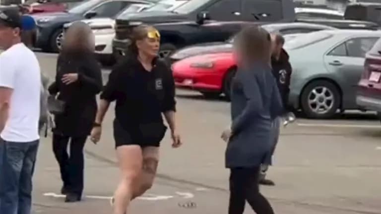Video shows assault on Muslim woman in Canada