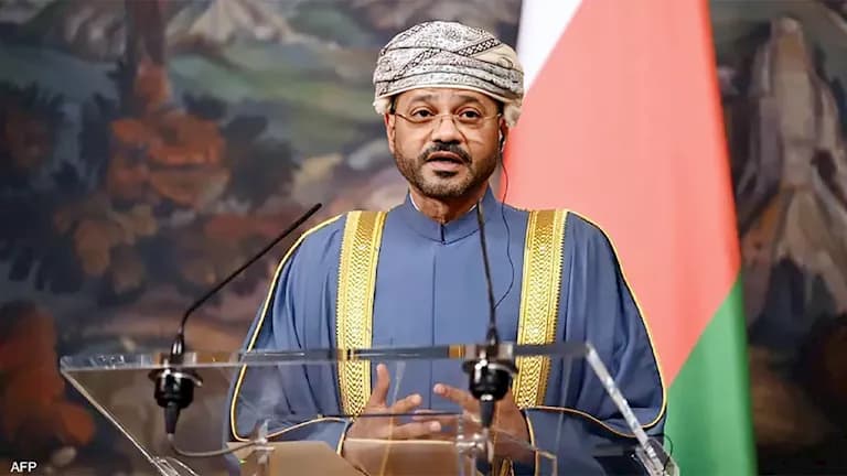 عُمان تتخذ خطوات دبلوماسية إقليمية في ظل التوتر الأمريكي الإيراني