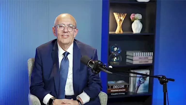 حاتم الجبلي يوضح هل كان وزراء يتلقون أوامر من جمال مبارك