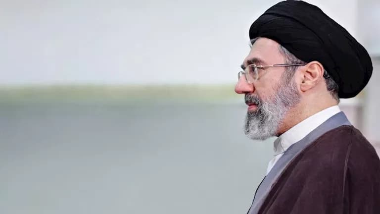 Khamenei affirms support for Hezbollah