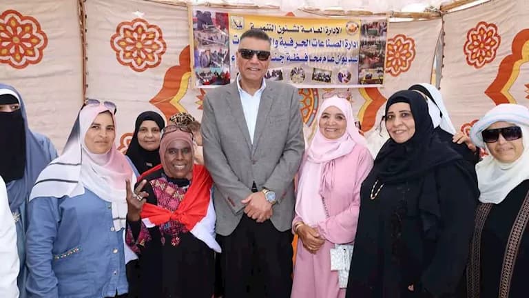 محافظ جنوب سيناء يفتتح معرض المنتجات البدوية