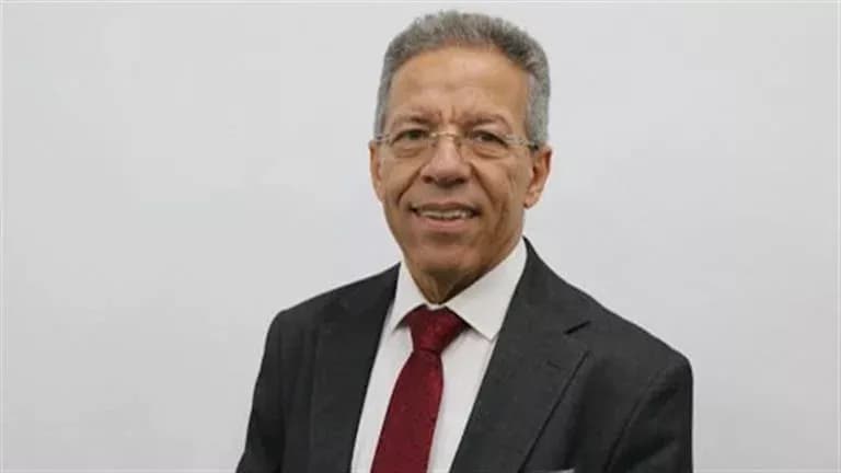 Doctors' leader urges medical education law