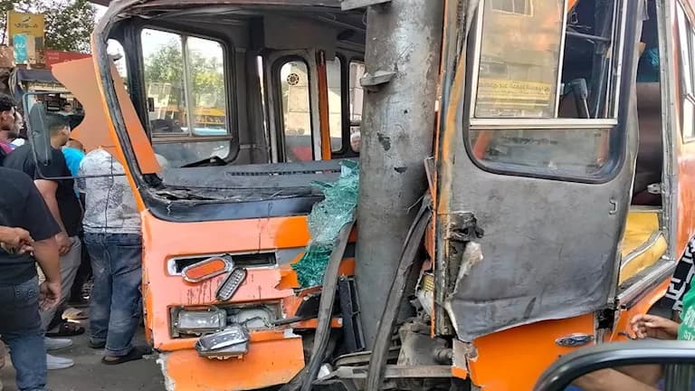 Seven Injured in Qalyubia Minibus Crash