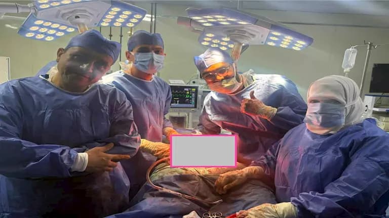 استئصال ورم ضخم من امرأة بكفر الشيخ