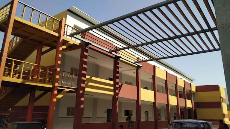 Sohag Opens 17 New Schools