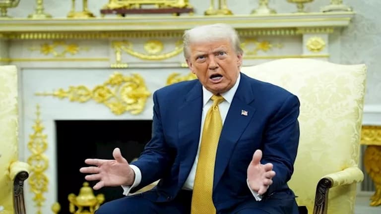 هل يوازن ترامب بين عمان وإيران