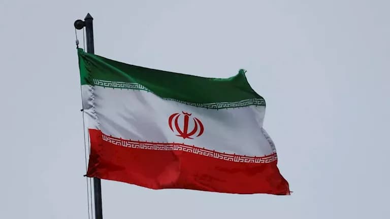 Iran clarifies stance on Strait reopening