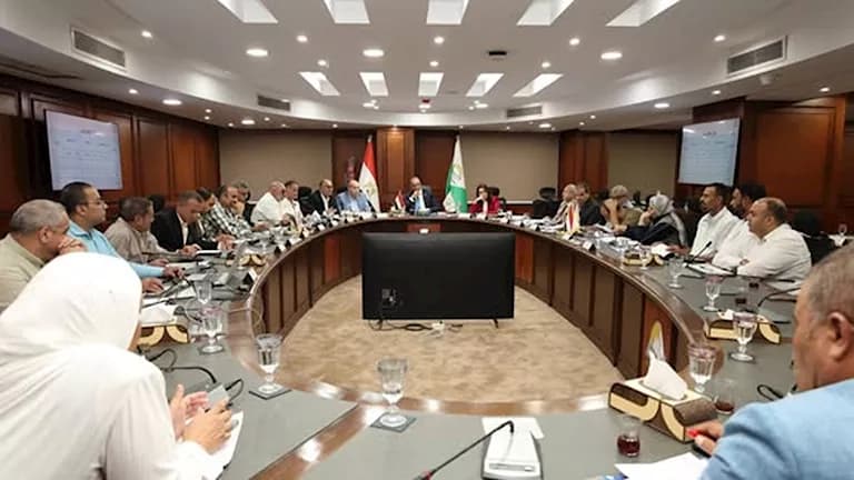 محافظ الجيزة يسرع تقنين أراضي الدولة