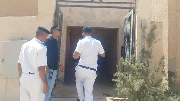 إزالة الإشغالات في حدائق أكتوبر