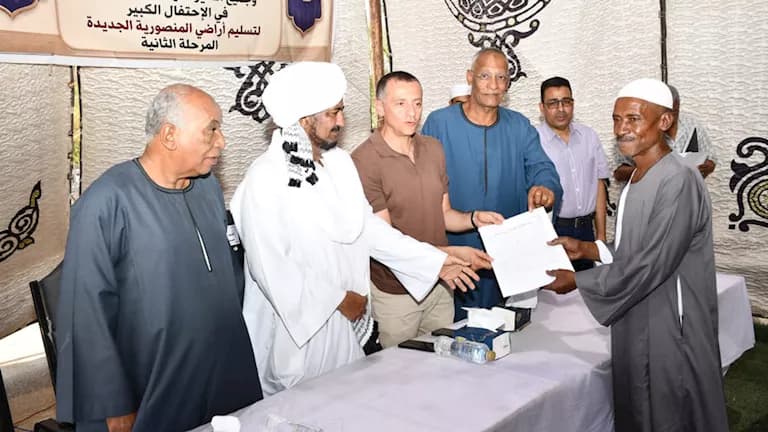 Aswan Governor Finalizes Land Transfers for New Mansuriya