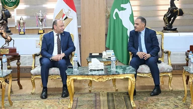 محافظ الشرقية يوجه بإنهاء مشروعات الصيادين بالزقازيق