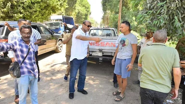 أسيوط تحيل مسؤولين للتحقيق في مخالفات النظافة