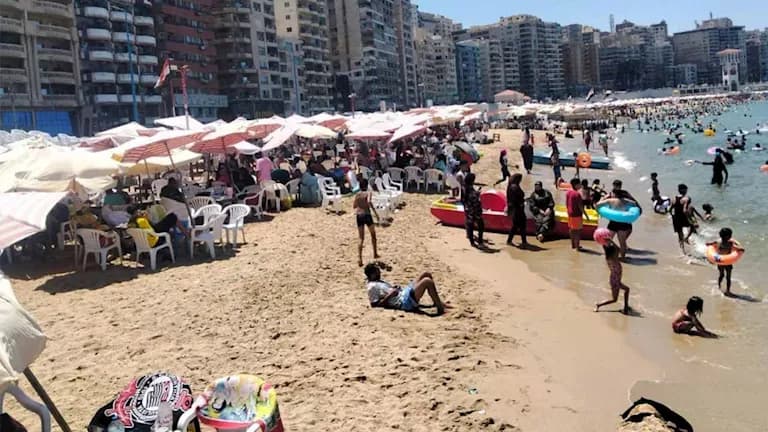 Alexandria beaches face 4.5m waves warning
