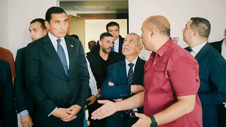 وزير الرياضة يعلن موعد افتتاح استاد المصري