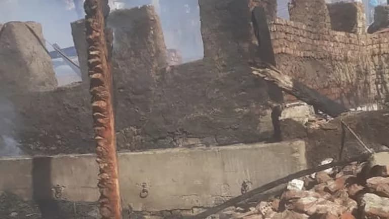 إخماد حريق بأحواش ومنزل في سوهاج