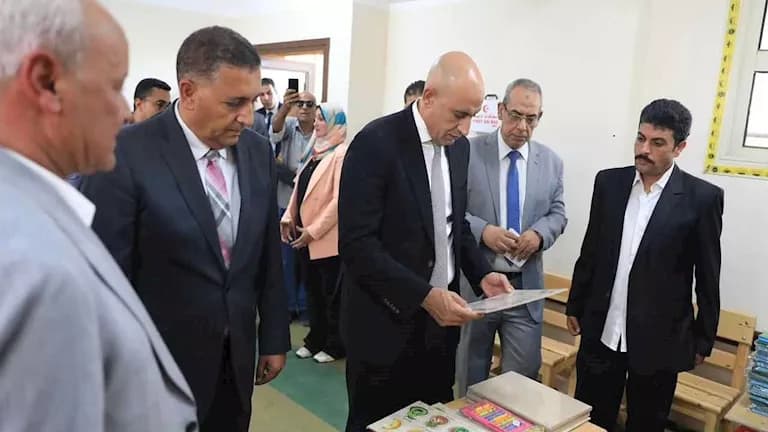 وزير التعليم والمحافظ يفتتحان 3 مدارس بمناسبة عيدها