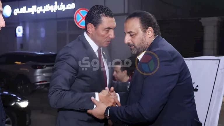 وزير الشباب يعزي النائب شبانة في وفاة والدته