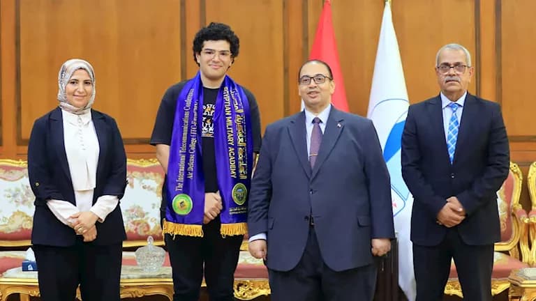 Kafrelsheikh President honors engineering prodigy