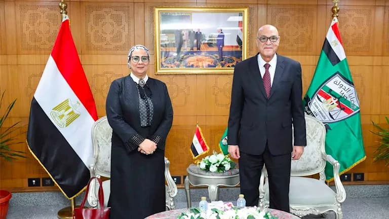 رئيسة "القومي للمرأة" تهنئ رئيس هيئة قضايا الدولة