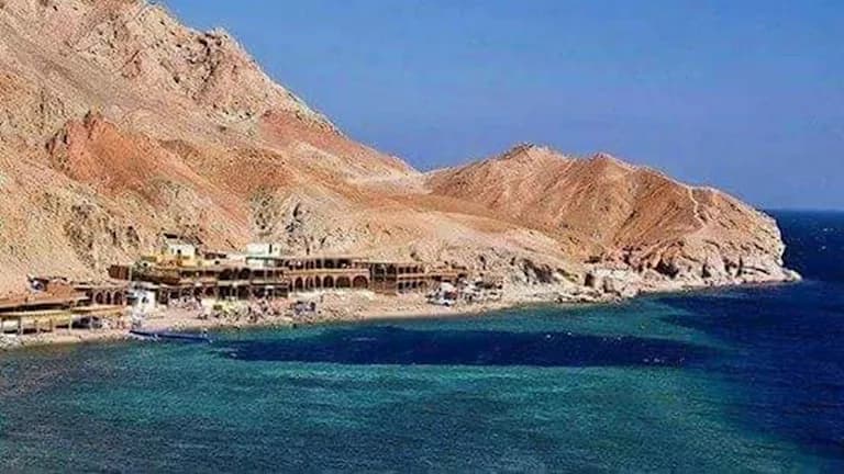 غرائب أعماق البلو هول في دهب