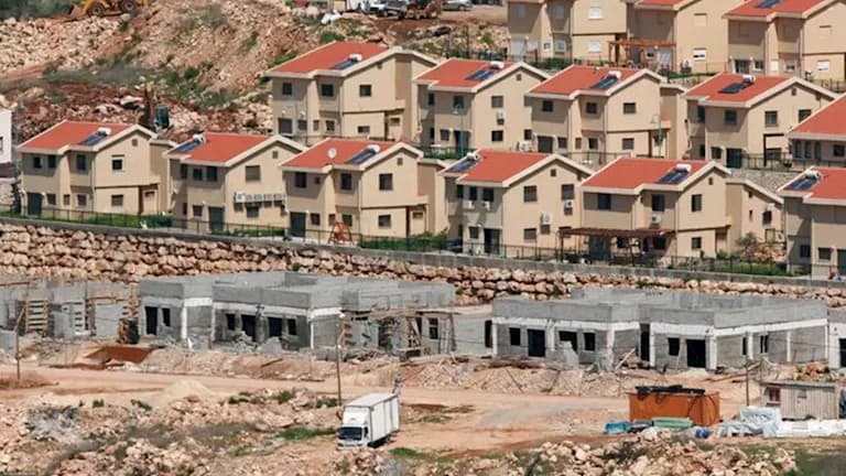الاحتلال يعرض عطاء لبناء وحدات استيطانية جديدة