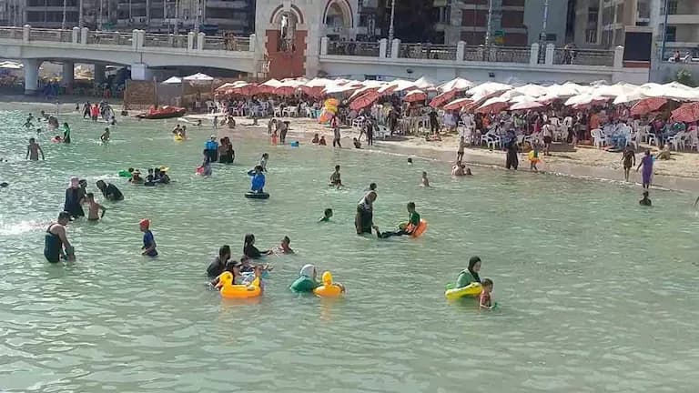 Alexandria Beaches Calm After Heatwave
