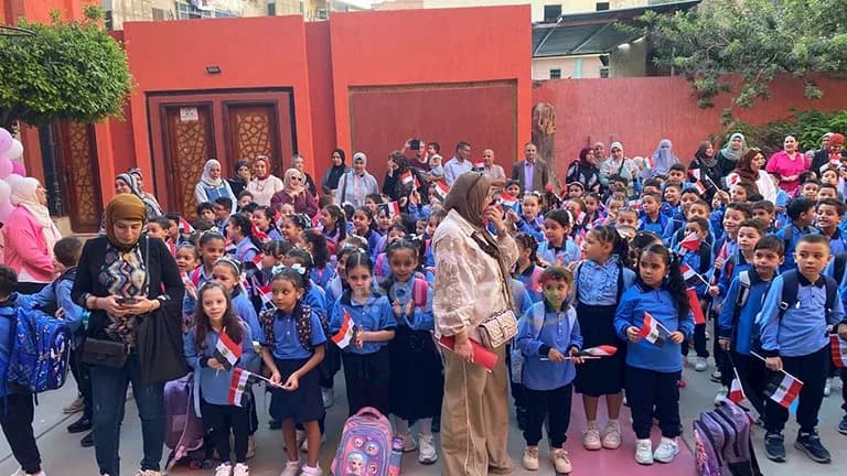 مدارس كفر الشيخ تحتفل بالطلاب في بداية العام الدراسي