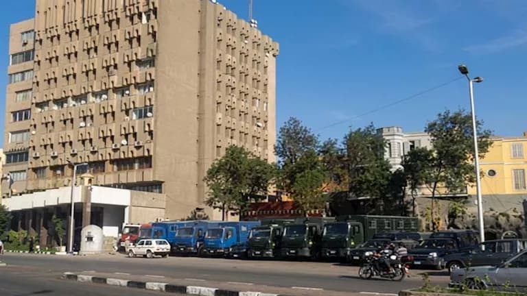 وفاة عم حمدي الميرغني برصاص في أسوان