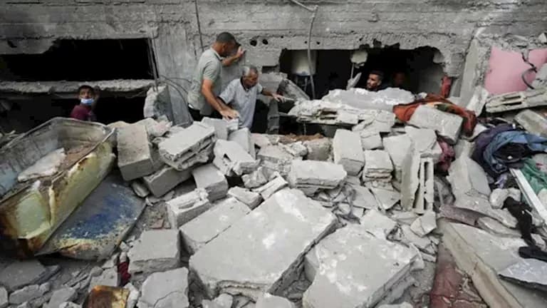 Gaza building collapse toll reaches 11