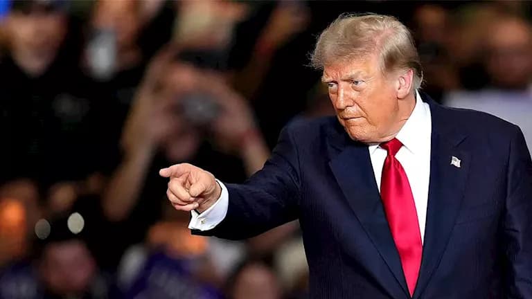 Trump criticizes Fed over rate hikes