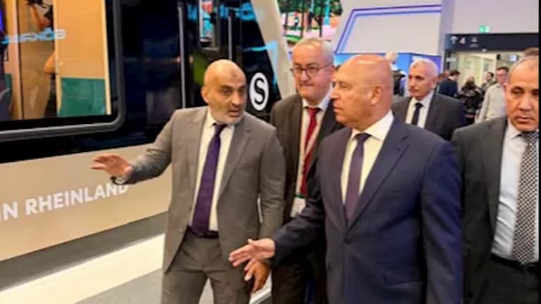 Transport Minister reviews Berlin rail projects