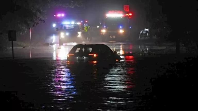 Americans face outages as Easter Light causes flooding