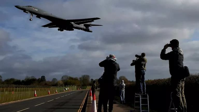 Britain declares major incident near US airbase