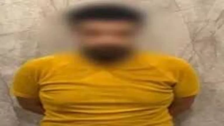 اعتداء عاطل على والدته والشرطة تداهم