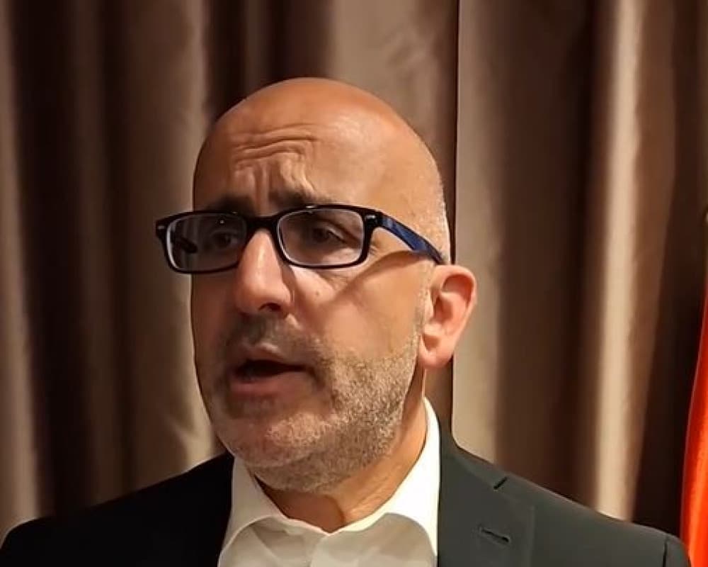 سلامة يؤكد دعما دوليا واسعا للحكومة الفلسطينية وتعهدات بمليار دولار لقطاع غزة