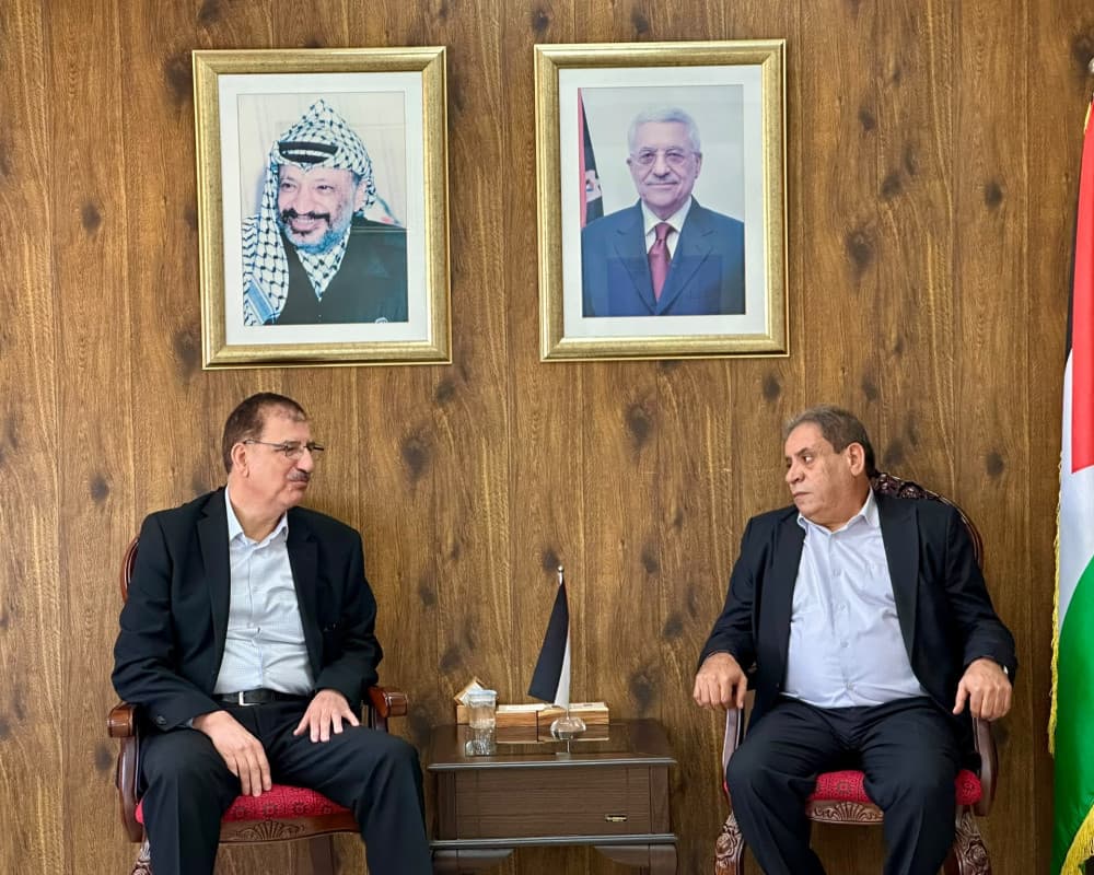 محافظ أبو عليا يشيد بدور جامعة القدس المفتوحة في بيت لحم