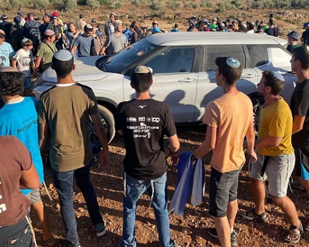 Israel blocks regions in Western Negev ahead of Gaza settlement march