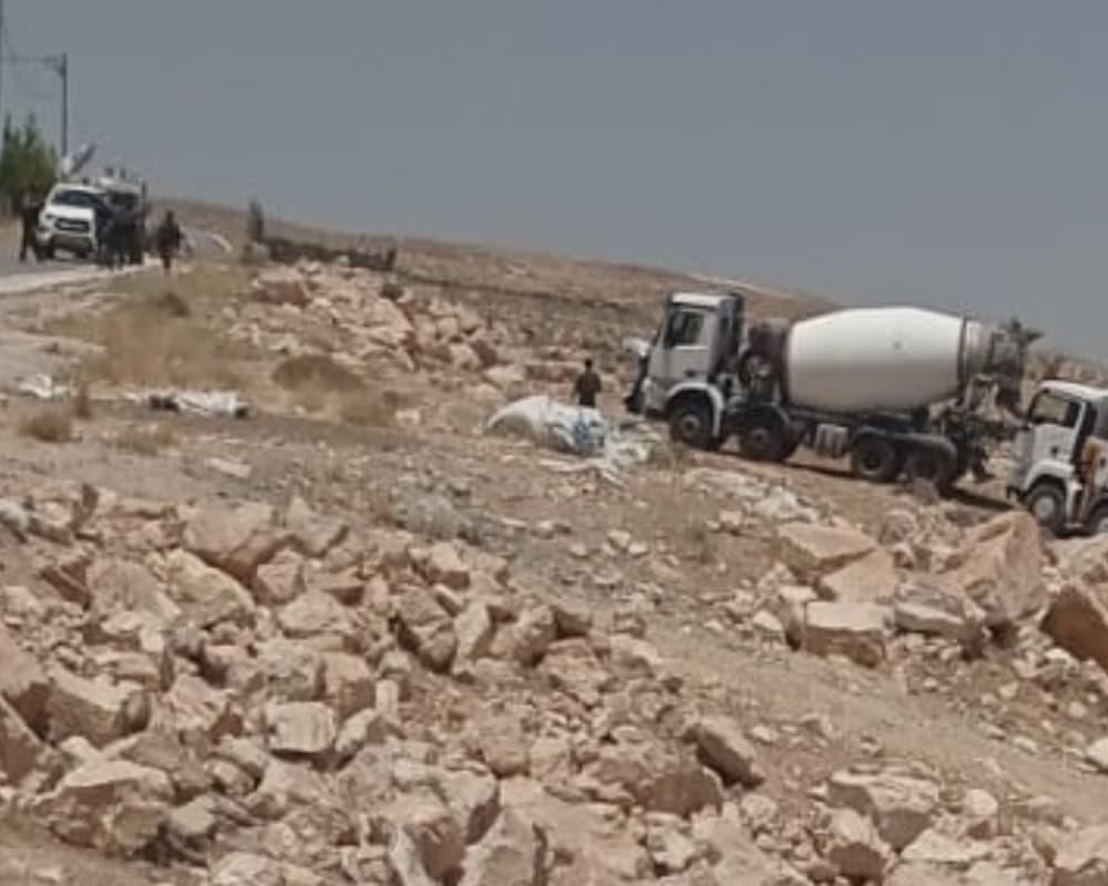 Occupation forces hinder Rasheida building