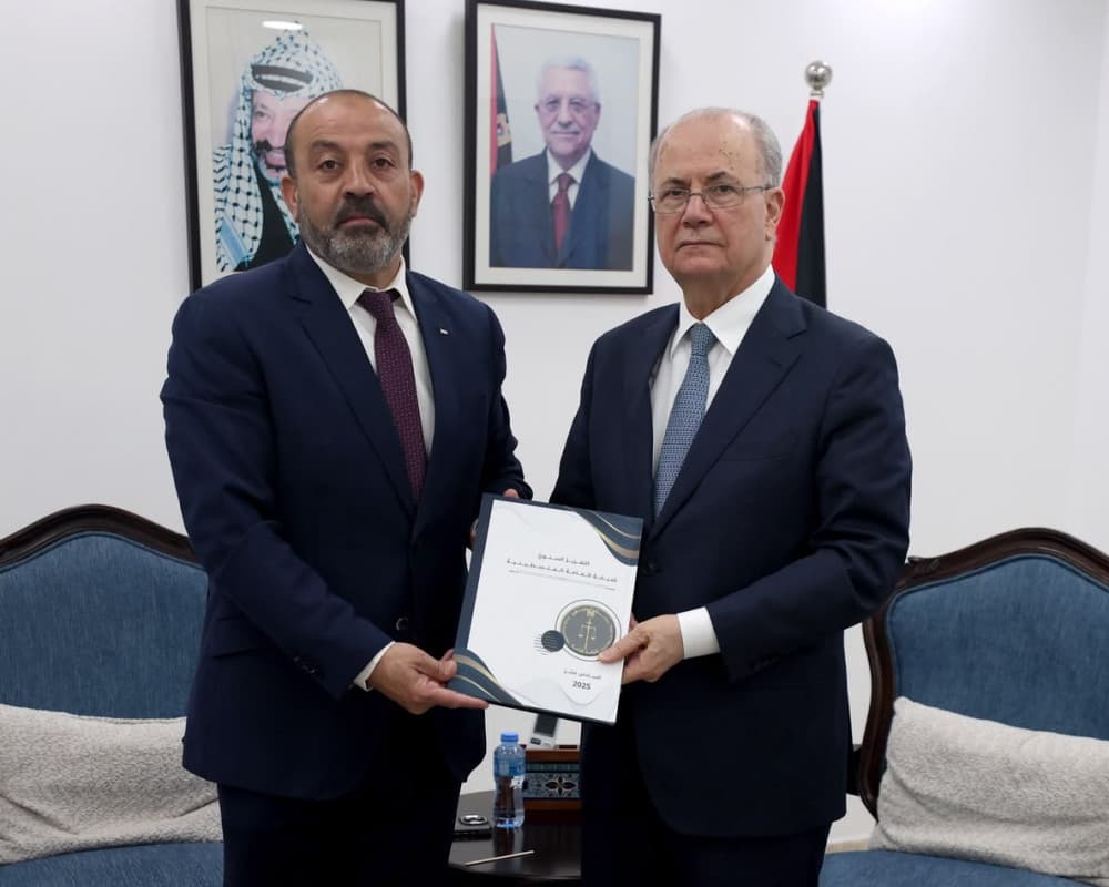 Prime Minister reviews 2025 prosecution report