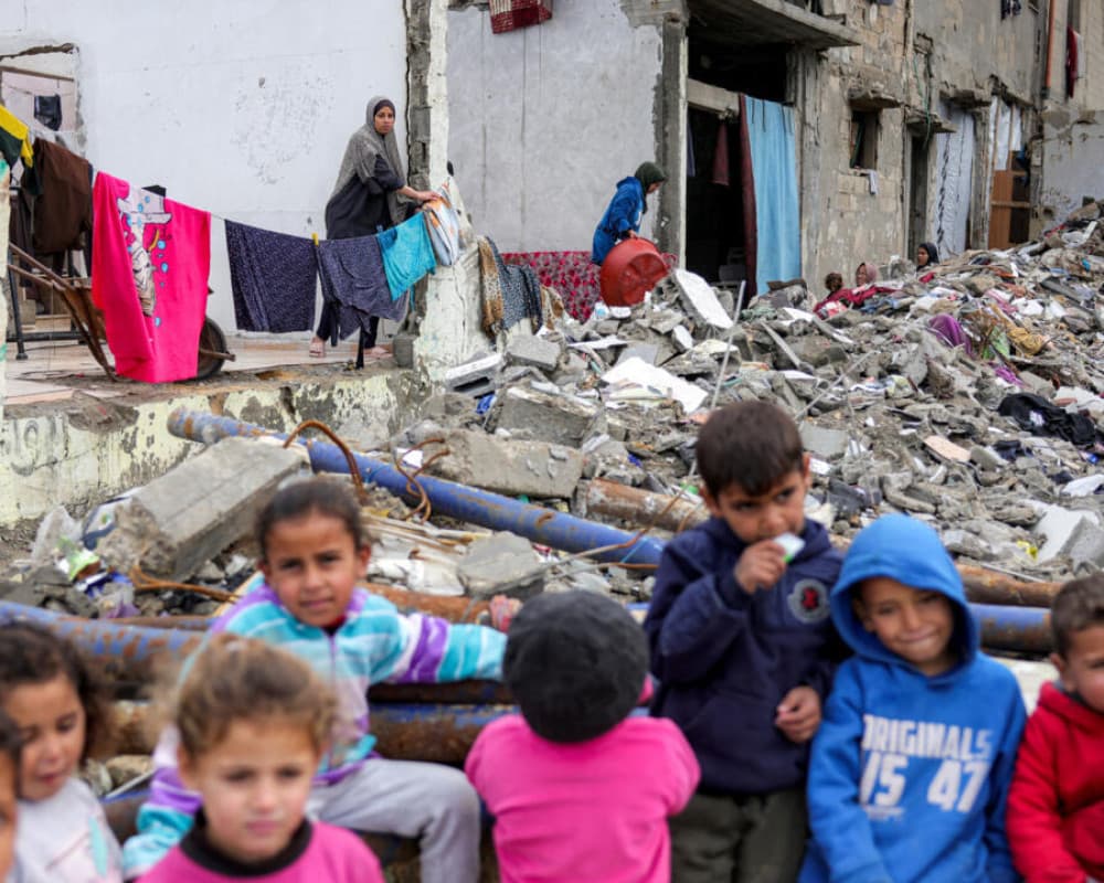 Gaza Development Ministry Reports Thousands of Orphans and Widows