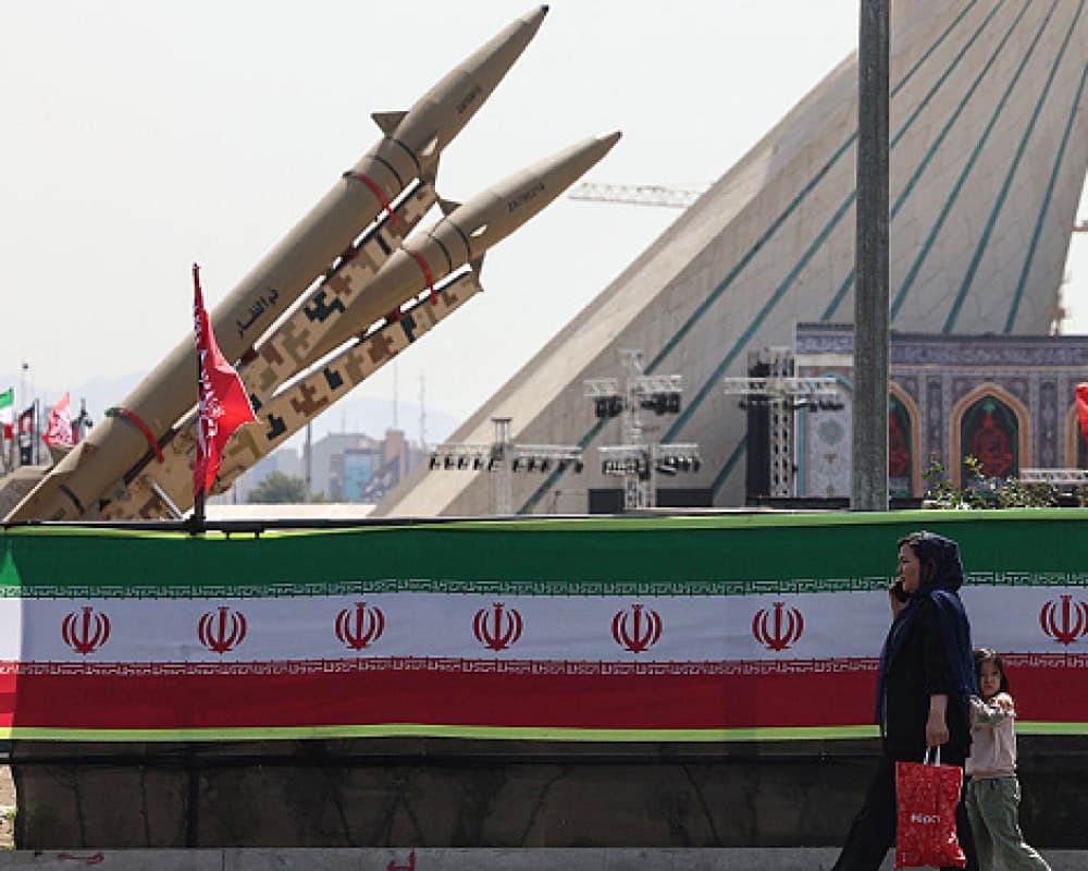 No clashes between US and Iran for third night