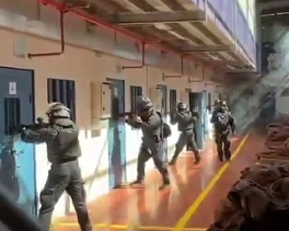 Palestinian captive details violations from arrest to detention