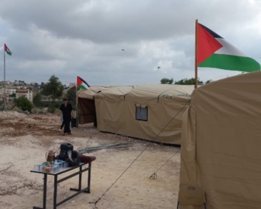 Occupation removes Palestinian flag from schoolpole