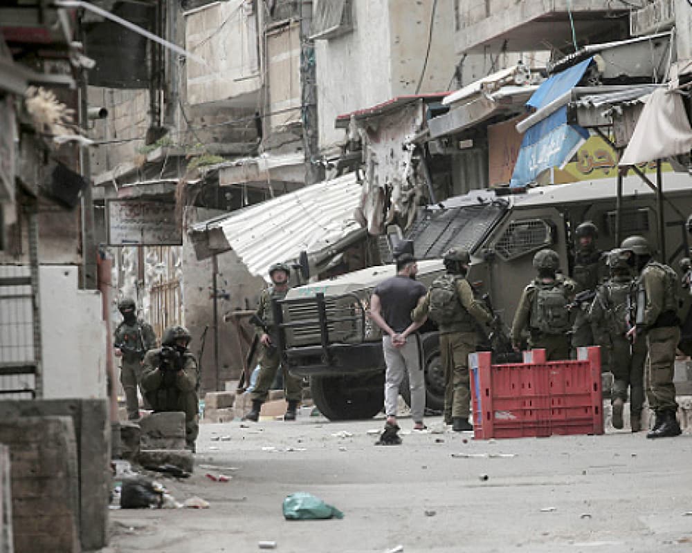 West Bank Break-ins, Arrests and Clashes