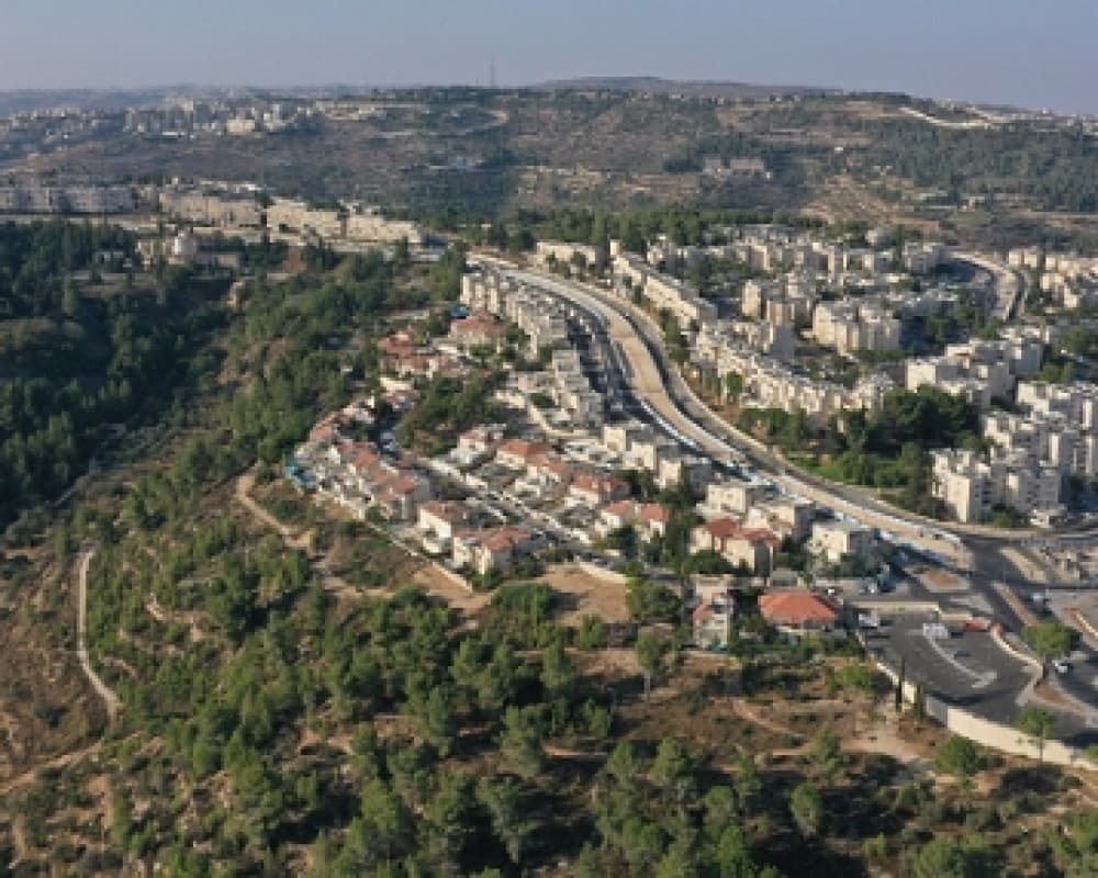 New Plan Expands Gilo, Widening Divide