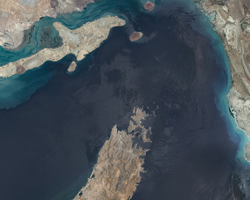 Bahram explosions amid Iran-Oman talks